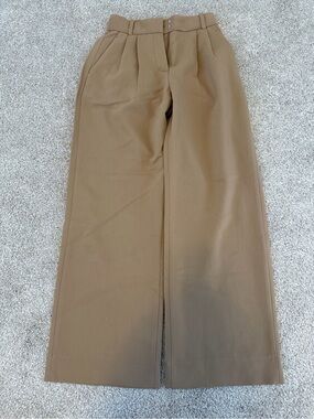 Abercrombie The Sloane Tailored Pant Camel Brown size 24 short NWT